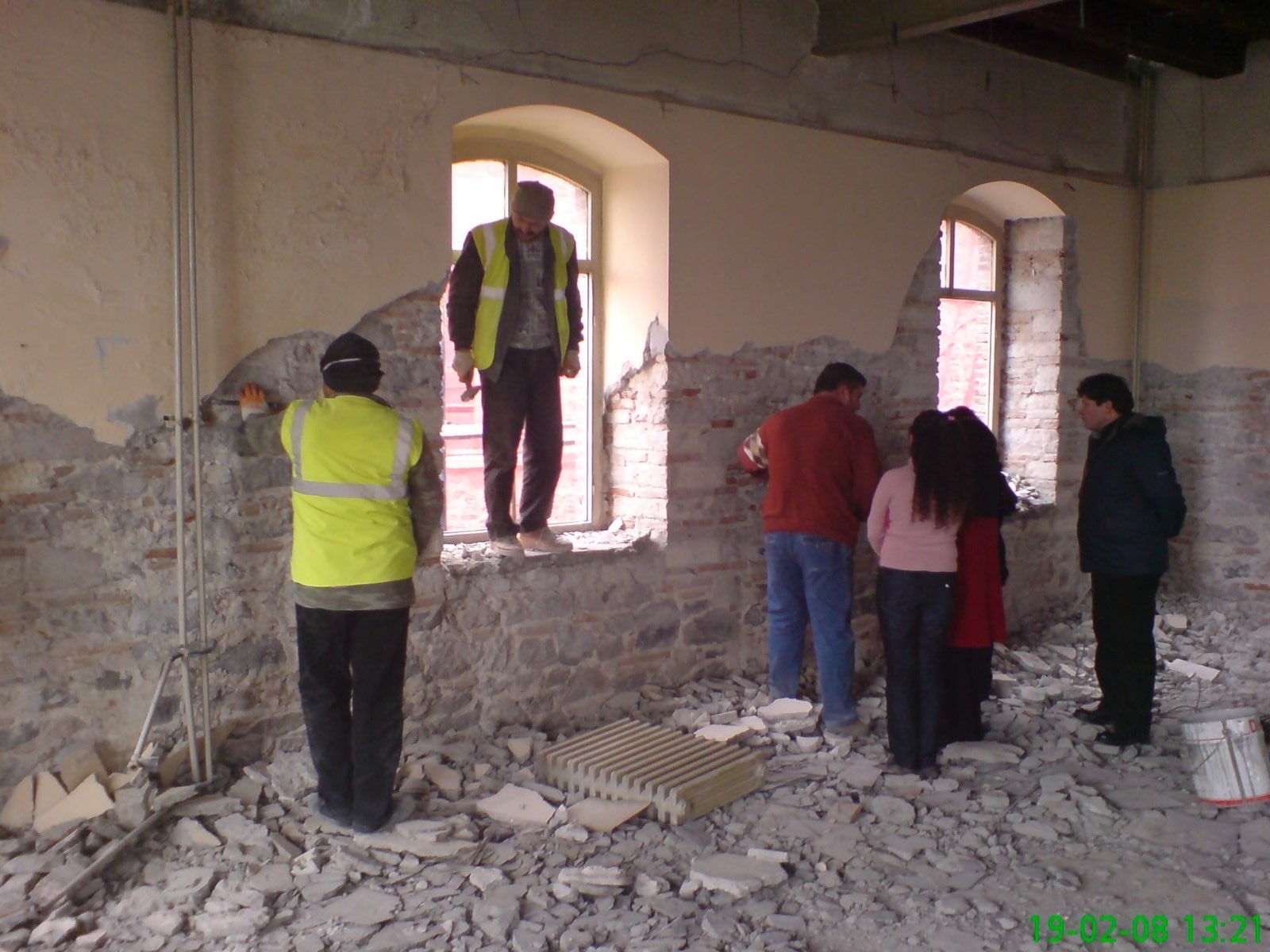 Tugay un fabrikasının eski halini paylaştı: 'O yıllarda neredeydiniz?'