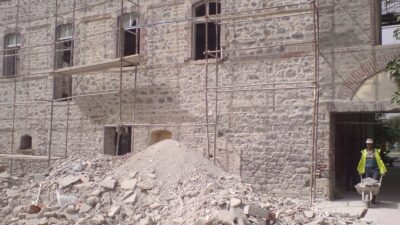 İzmir Büyükşehir Belediye Başkanı Dr. Cemil Tugay, Fransa’daki temasları sırasında