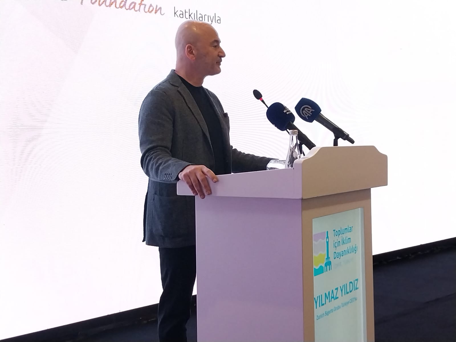 İzmir'de iklim direnci için tarihi adım: "Kentsel İklim Dirençliliği Programı" tanıtıldı