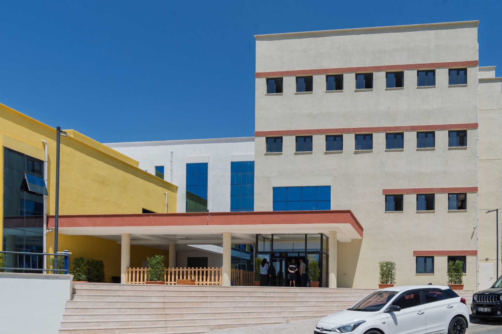 İzmir'de 2 Nisan'da yatırım fırtınası yaşanacak: Onlarca proje için aynı anda düğmeye basılacak