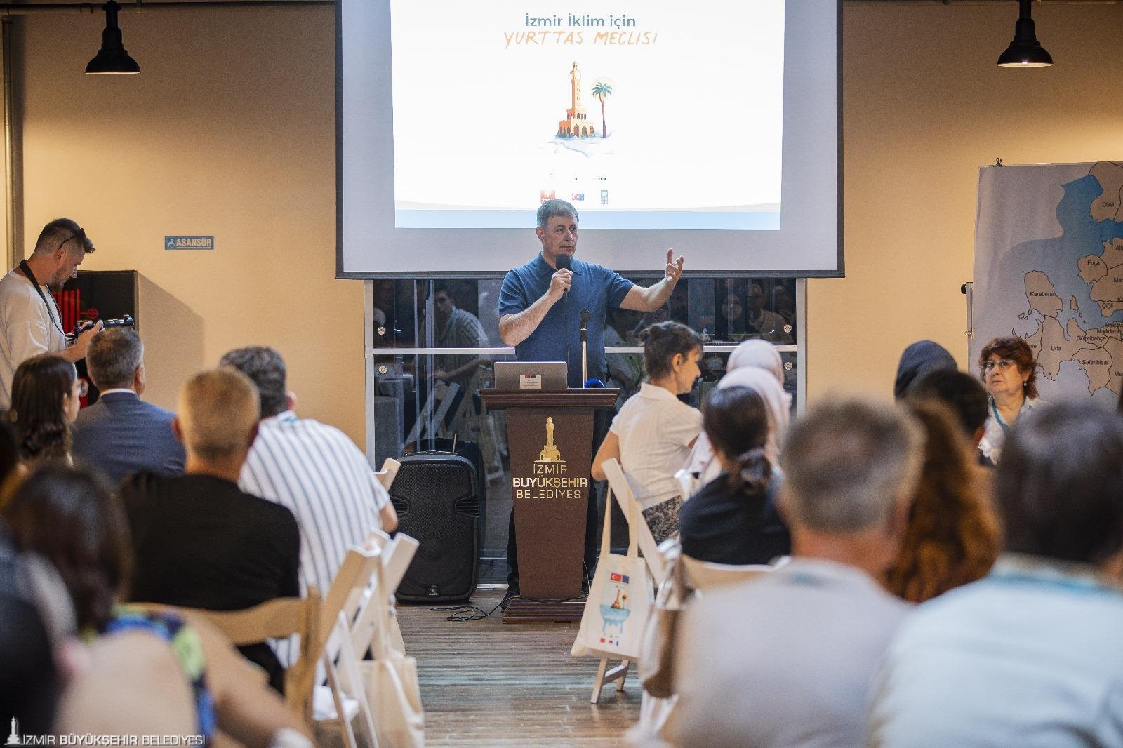 İzmir Yurttaş Meclisi yola çıkıyor: Kentin kaderini 'siz' belirleyeceksiniz