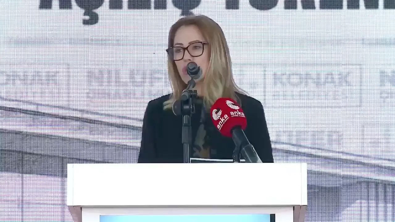 Özgür Özel İzmir’de talimatı verdi: “Tam yetki il başkanımızdadır"