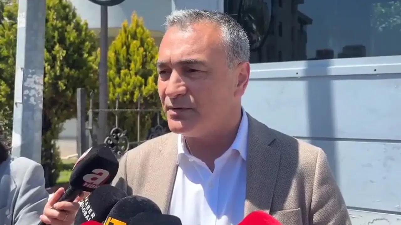 CHP Genel Başkanı Özgür Özel’in "2 milyon üye genel başkanını