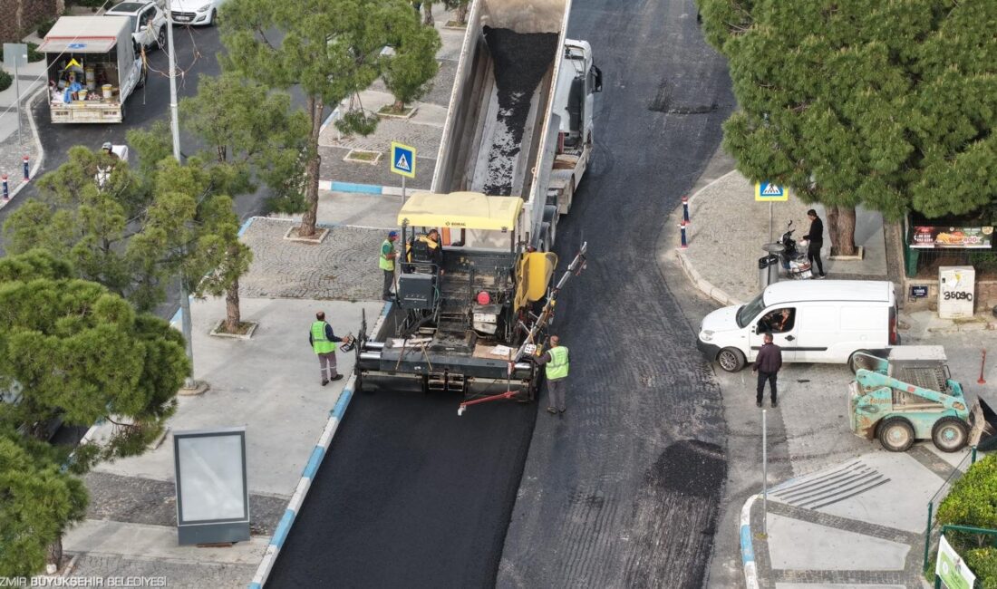 İzmir Büyükşehir Belediyesi, yaz ayları öncesi turizmin kalbinin attığı ilçelerde
