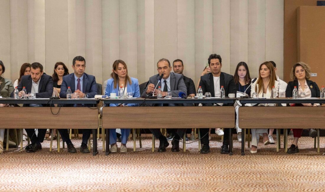 İzmir Büyükşehir Belediyesi ev sahipliğinde tanıtılan UNICEF Çocuk Haritası girişimiyle