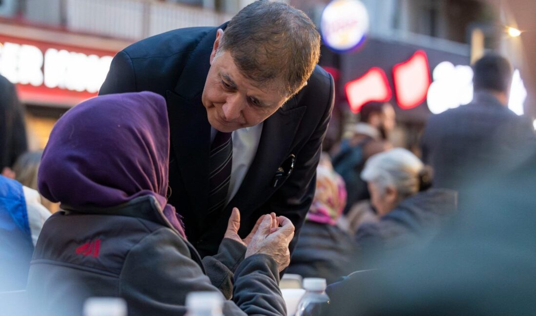 İzmir Büyükşehir Belediyesi kesenin ağzını açtı! 

Emekliye kira ve fatura