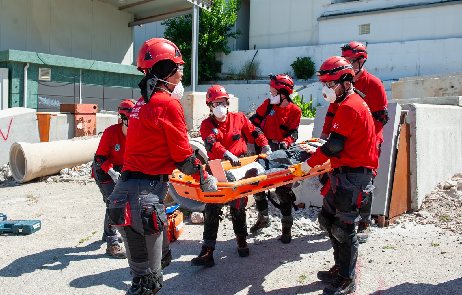 Karşıyaka’da gurur günü: Arama kurtarma ekibine AFAD’dan tam not!