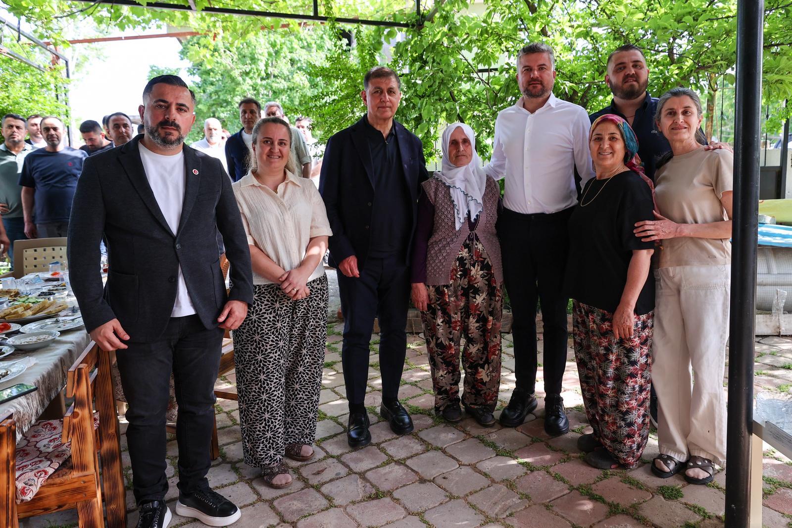 Başkan Tugay Belenbaşı’nda yurttaşlarla buluştu: “Sorunları birlikte çözeceğiz”