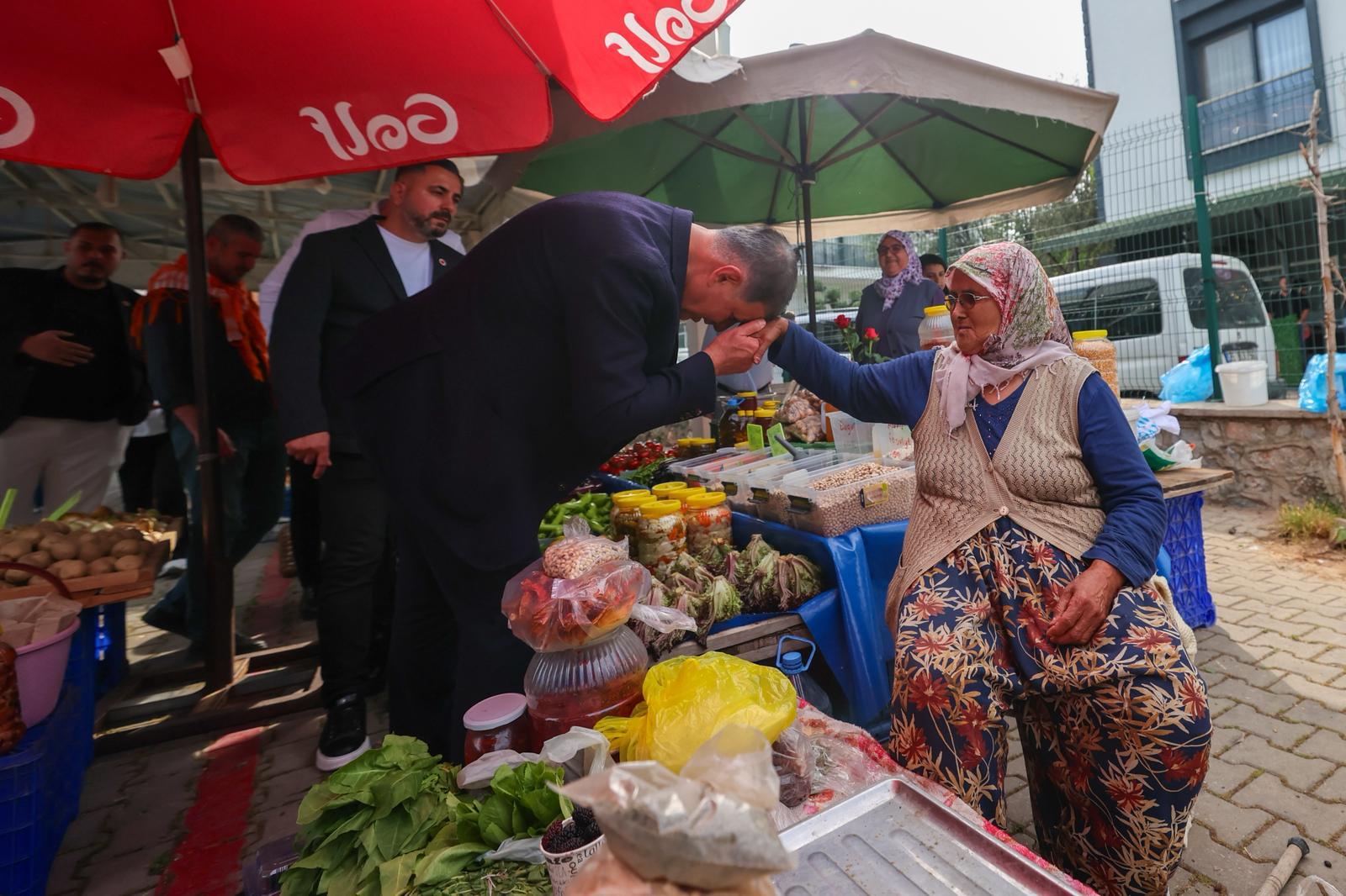 Başkan Tugay Belenbaşı’nda yurttaşlarla buluştu: “Sorunları birlikte çözeceğiz”