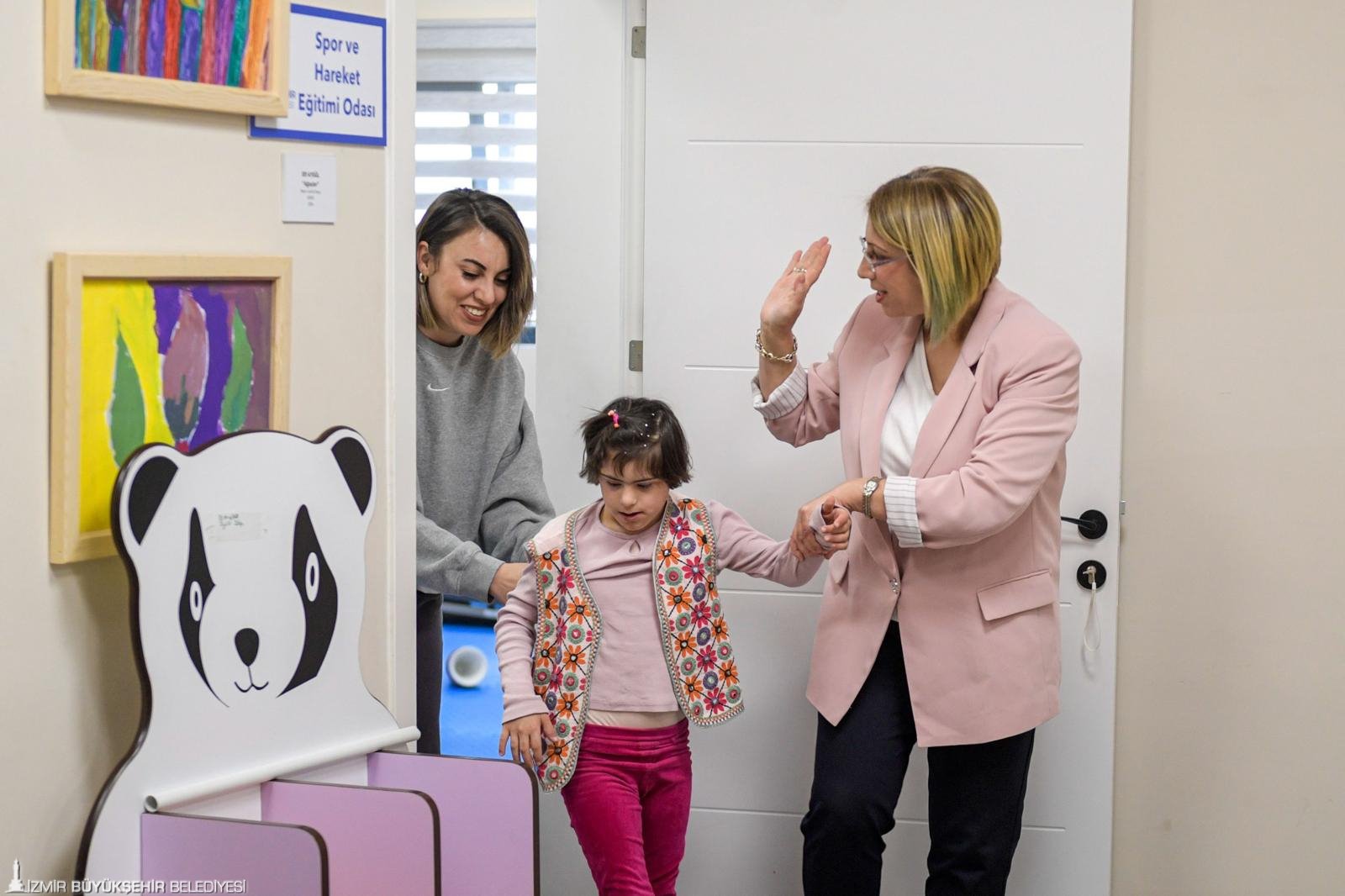 'Hayatımıza ışık oldular': Özel annelerin güçlü sesi