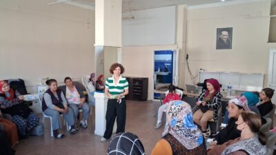 İzmir Büyükşehir Belediyesi, kadınların doğru sağlık bilgisine erişimini güçlendirmek amacıyla