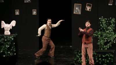 İzmir Büyükşehir Belediyesi, kentin kültür sanat yaşamında gençleri sadece izleyici