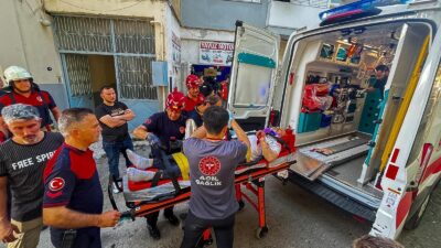 Buca Dumlupınar Mahallesi’nde çatıda başlayan korku dolu dakikalar mutlu sonla