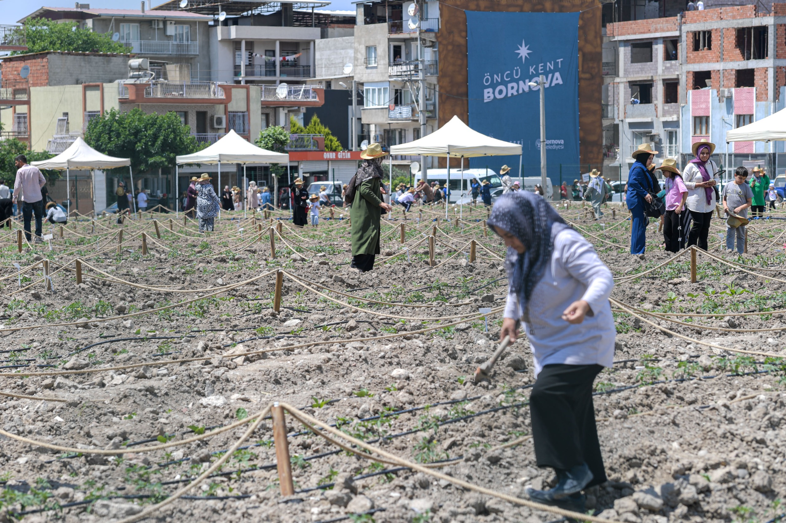 Başkan Eşki’den Özel’e: “Pusulamız bilim, rotamız iktidar, kutup yıldızımız sizsiniz!”
