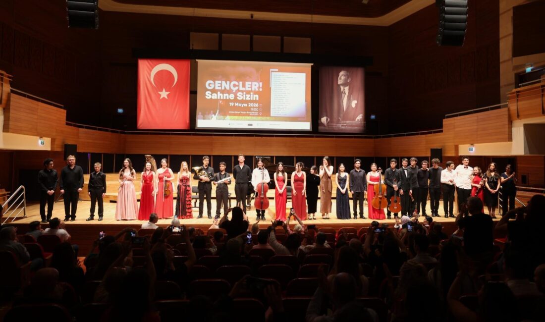 İzmir Büyükşehir Belediyesi’nin kültür sanat faaliyetlerinde bir gelenek haline gelen