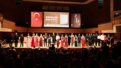 İzmir Büyükşehir Belediyesi’nin kültür sanat faaliyetlerinde bir gelenek haline gelen