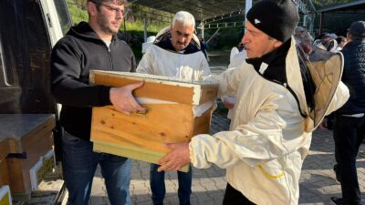Sadece eğitim değil, anahtar teslim üretim! Bornova Belediyesi, 10. Arıcılık