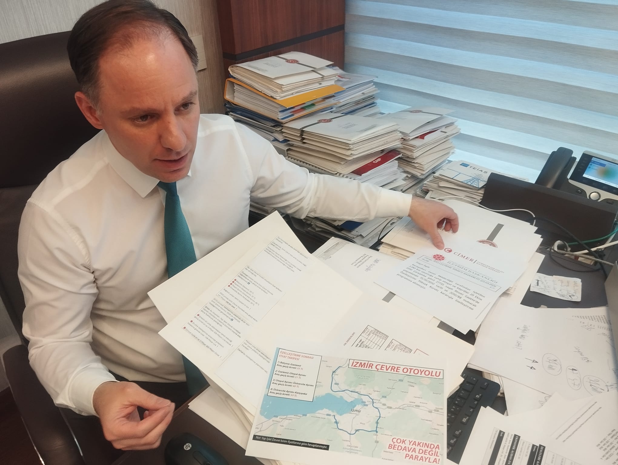 Deniz Yavuzyılmaz ile A'dan Z'ye: 'Partinin de devletin de kozmik odasındayız'