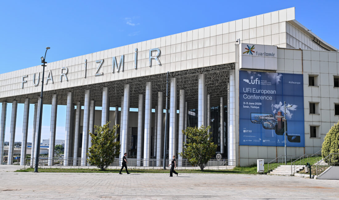 İzmir, en son 1966 ve 1974 yıllarında düzenlediği Küresel Fuarcılık