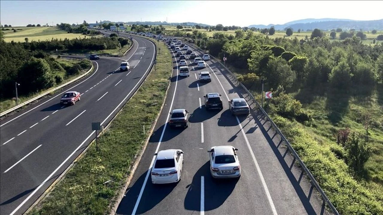 Kurban Bayramı yollarda yoğunluk rekoruna sahne olmaya hazırlanırken, TŞOF Başkanı