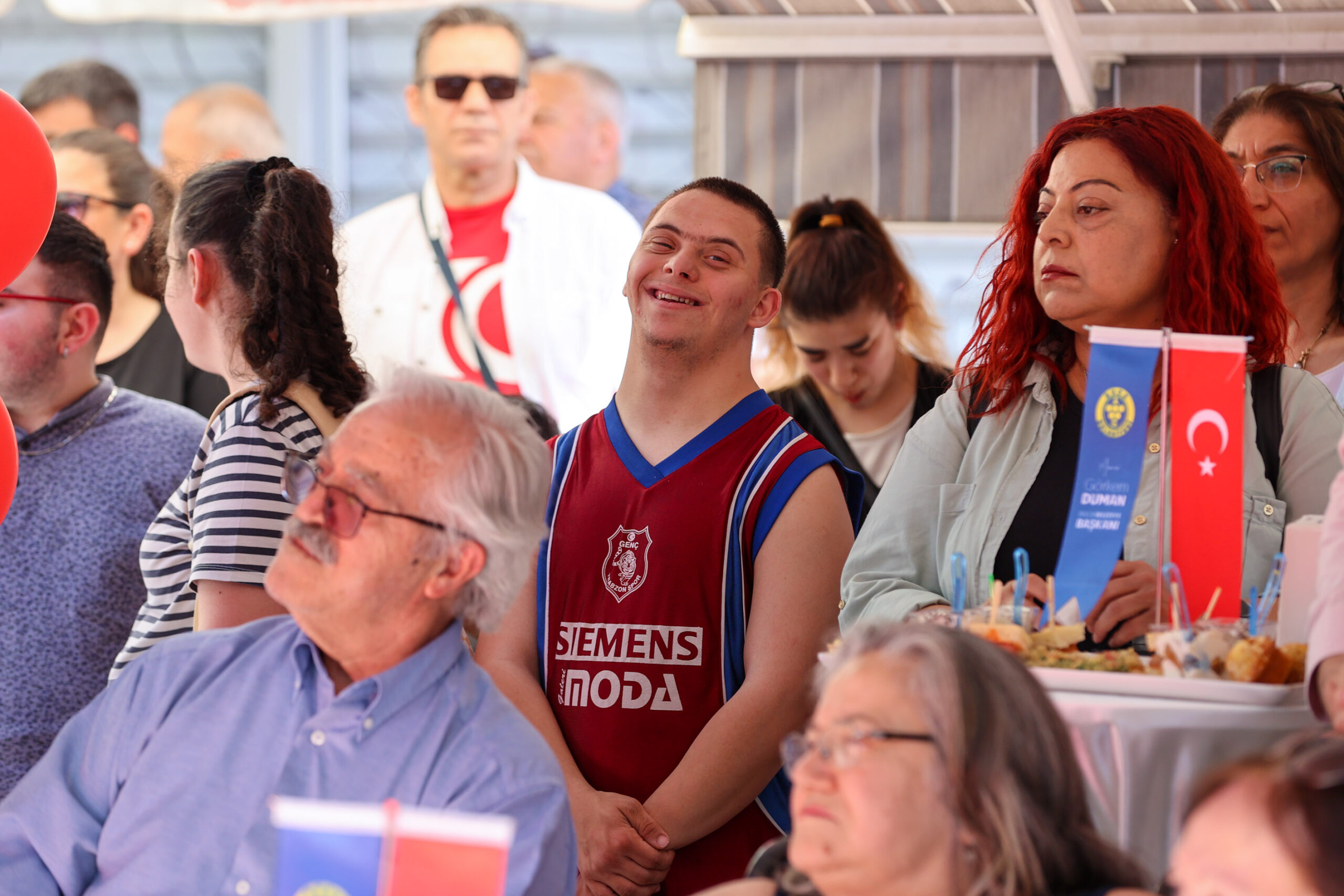 Buca’nın 'Engelsiz' vizyonu tescillendi: Göksu +1 Kafe’ye 3 yıldızlı Kırmızı Bayrak!