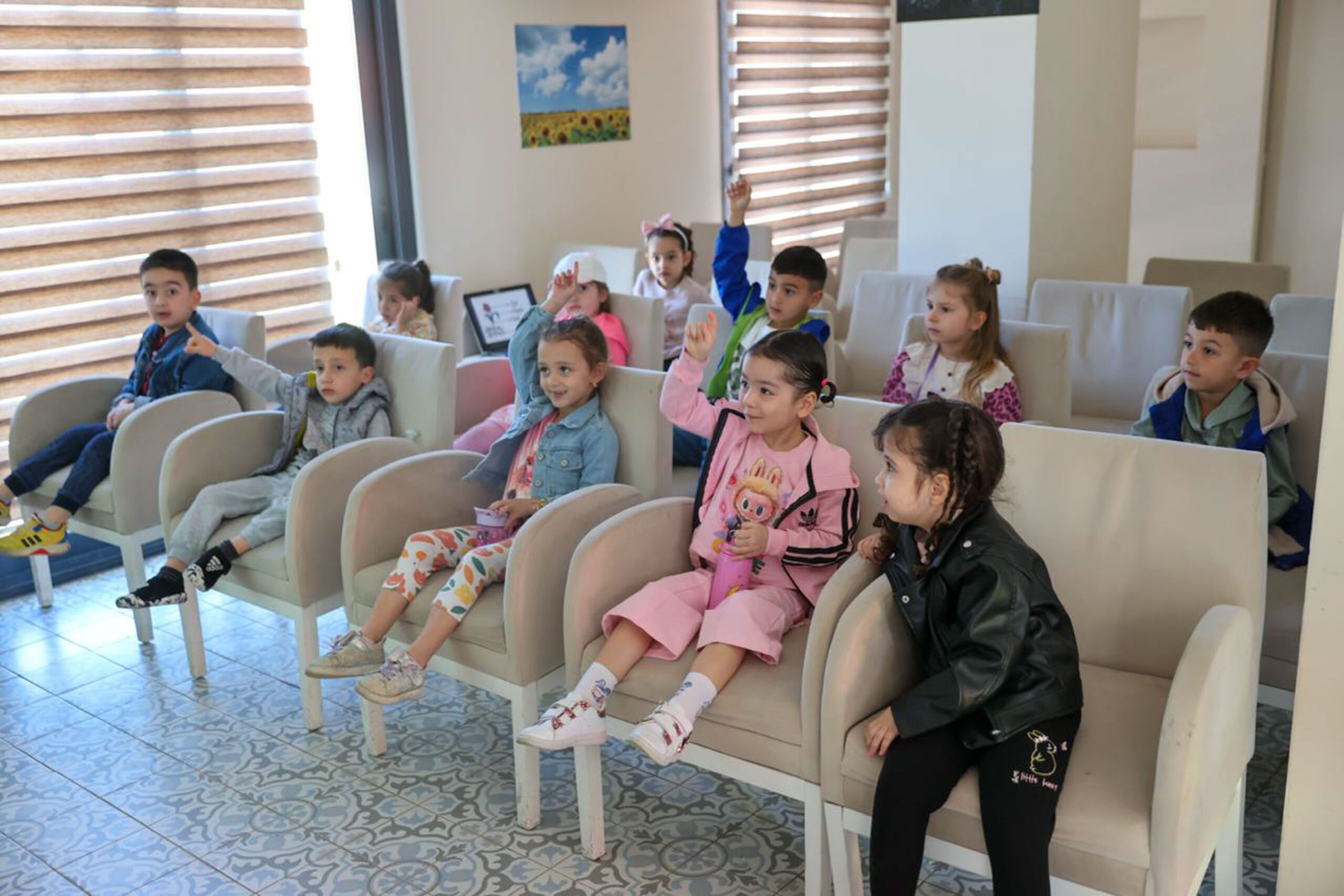 Buca’nın minikleri toprakla tanıştı: Geleceğin çiftçileri iş başında!