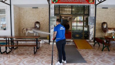 Buca'da ibadethaneler bayrama hazır; Başkan Duman, huzurlu bir bayram için