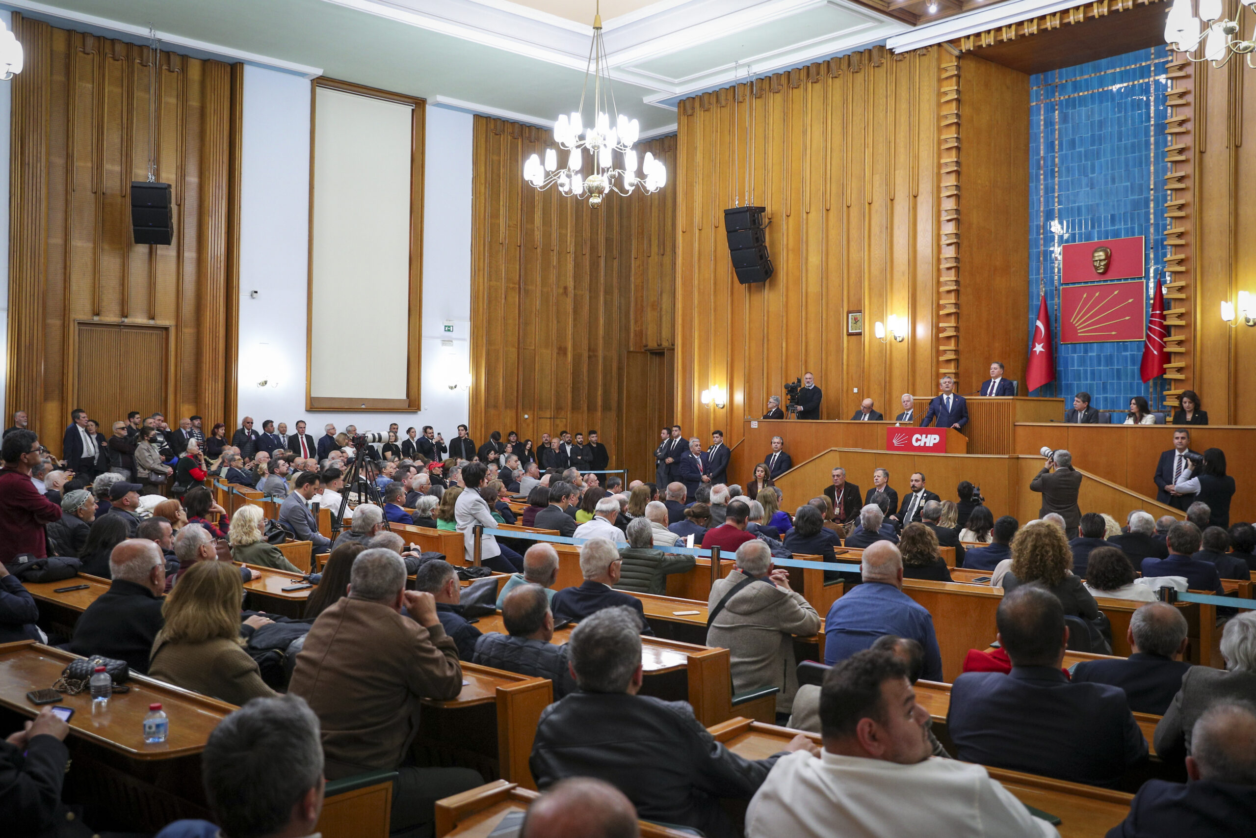 Özel grup toplantısında konuştu: 'Dünyanın en yüksek beşinci enflasyonuyuz'
