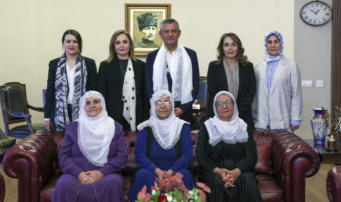Cumhuriyet Halk Partisi (CHP) Genel Başkanı Özgür Özel, toplumsal barış