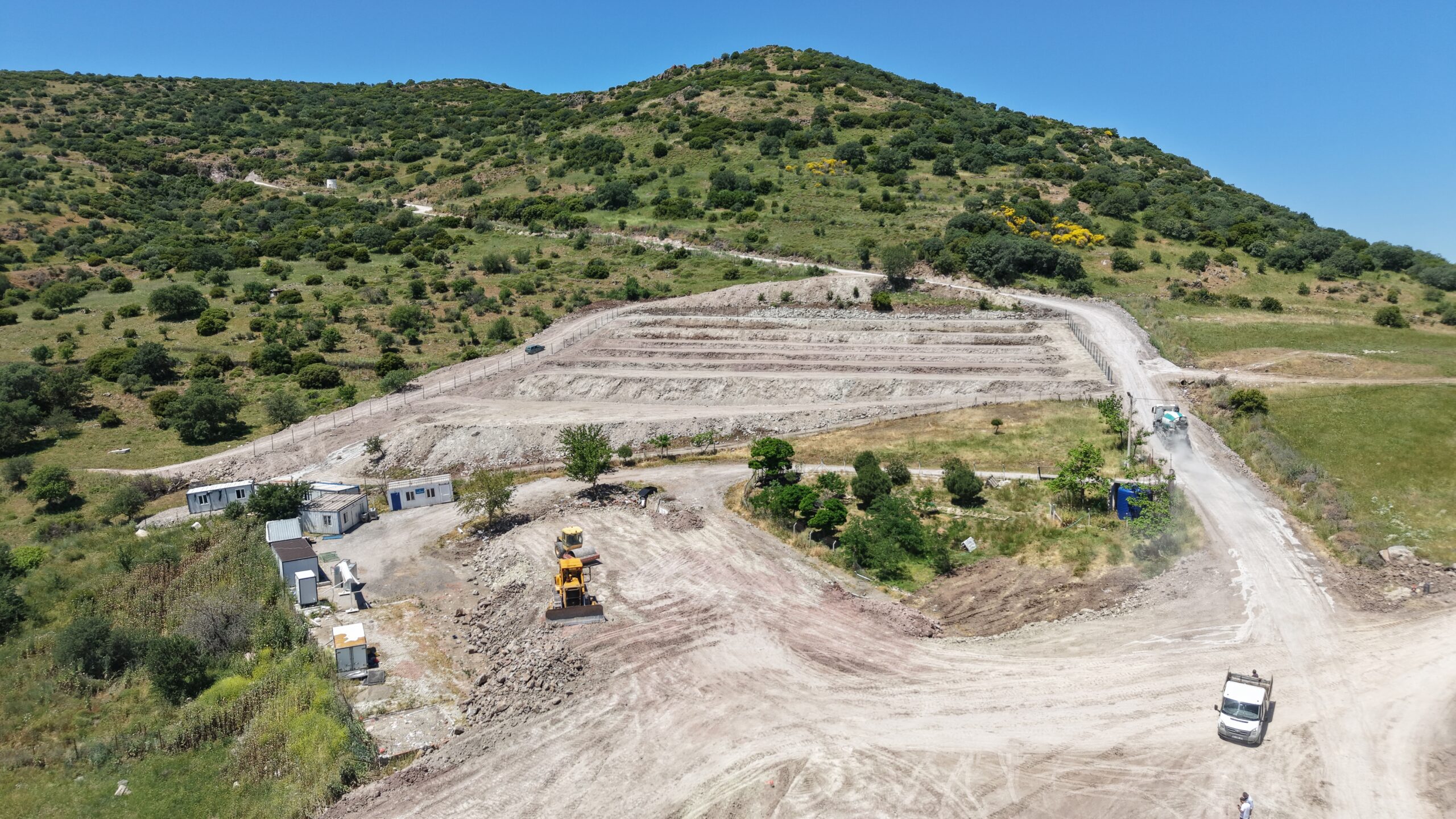 Büyükşehir’den Dikili’ye tam teşekküllü sokak hayvanları kampüsü: Sıradan bir barınak değil