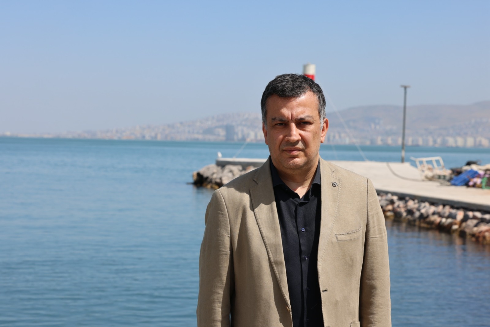İzmir Körfezi’nde 'Deniz Marulu' seferberliği: Sadece mayıs ayında 300 ton toplandı! 2 İzmir Körfezi’nde 'Deniz Marulu' seferberliği: Sadece mayıs ayında 300 ton toplandı!