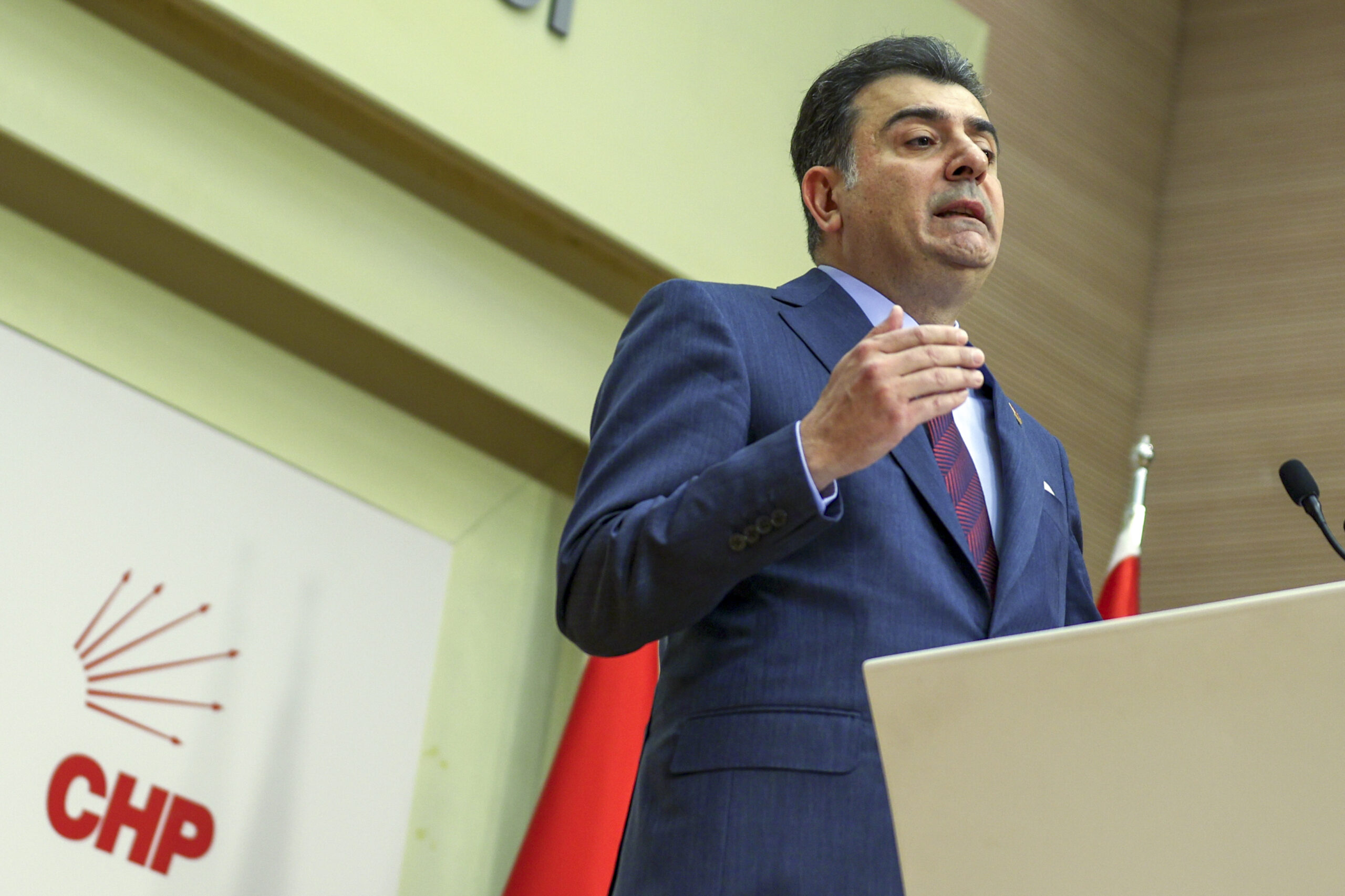 CHP MYK bitti, Parti Sözcüsü Emre'den kritik açıklamalar
