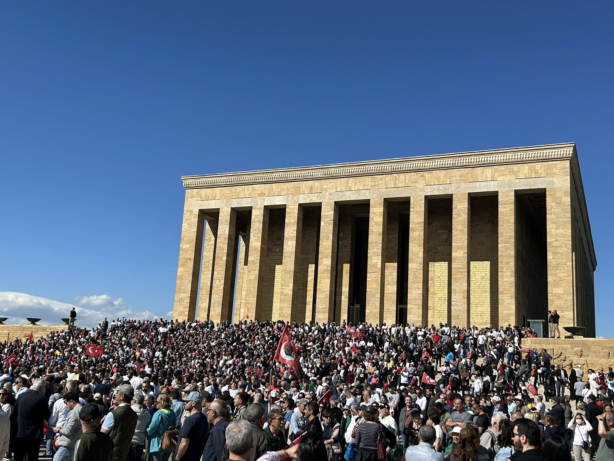 Özel Güvenpark'ta konuştu: 'Bu mesele Özel-Kılıçdaroğlu meselesi değil'