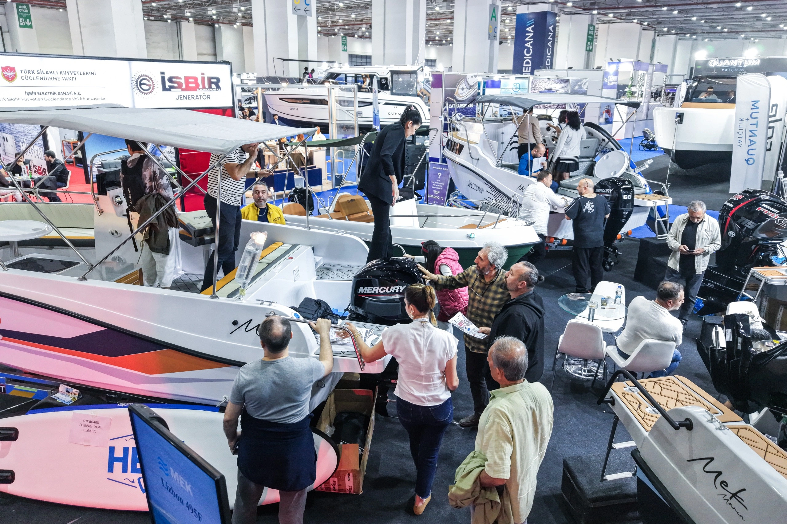 Hafta sonu rotasını denize çevirenler Fuar İzmir'e koşuyor: MAST Boat Show'da ziyaretçi akını!