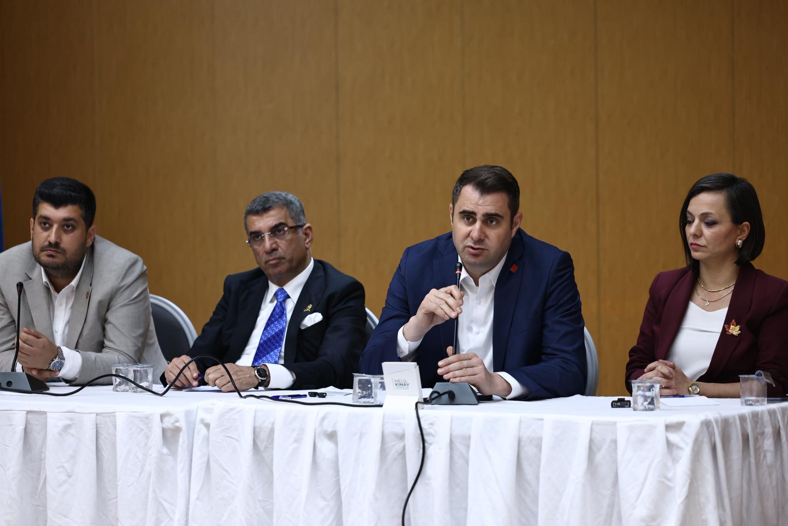 2001'in yazar kasası, bugünün kontak anahtarı: Şoförlerden kriz uyarısı; Güç’ten seçim çağrısı