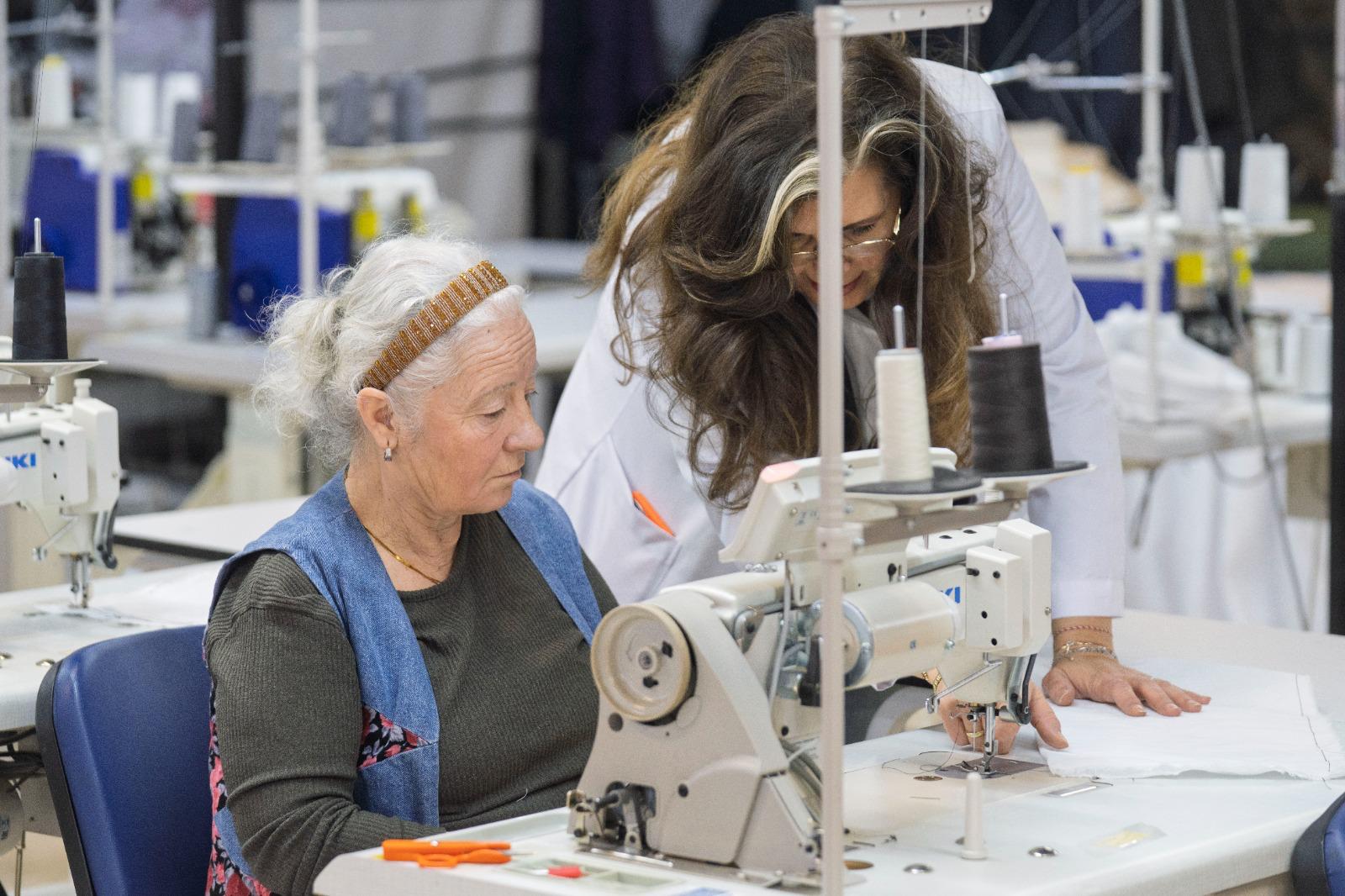 İzmir'de 780 kişinin hayali yarım kaldı! Meslek Fabrikası kapatıldı, mağduriyet büyük 4 İzmir'de 780 kişinin hayali yarım kaldı! Meslek Fabrikası kapatıldı, mağduriyet büyük