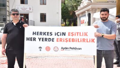 Engelliler Haftası kapsamında Menemen’de düzenlenen farkındalık yürüyüşü renkli görüntülere sahne
