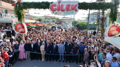Bu yıl ilk kez uluslararası nitelik kazanan 16. Uluslararası Emiralem