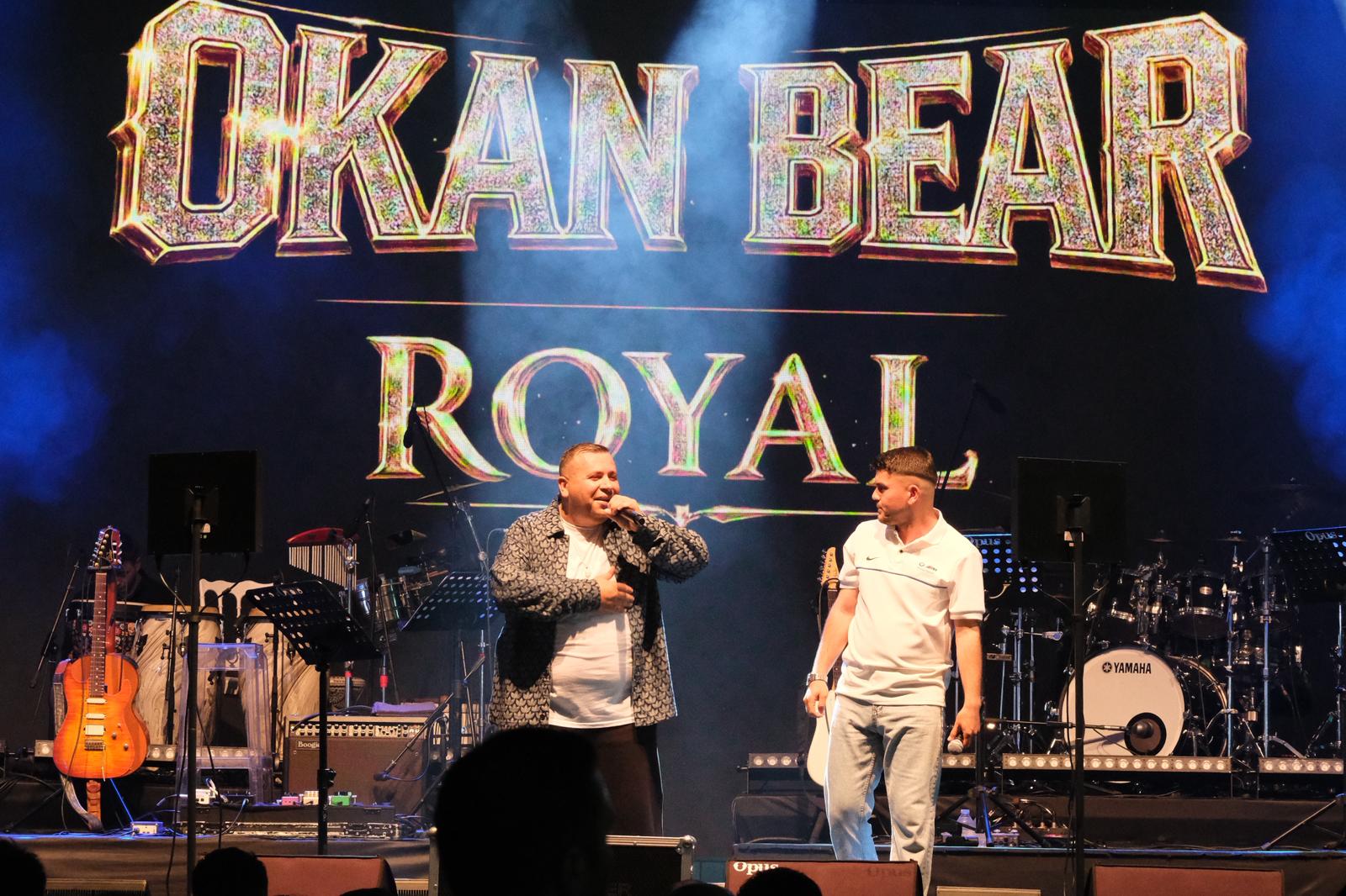 Emiralem’de yağmur engel tanımadı: Murat Boz ve binlerce genç meydanı salladı!