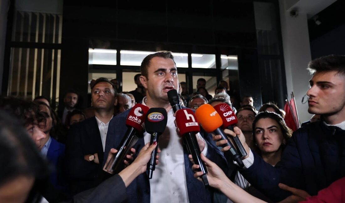 CHP İzmir İl Başkanlığı, sürpriz bir kararla bayramlaşma törenini iptal