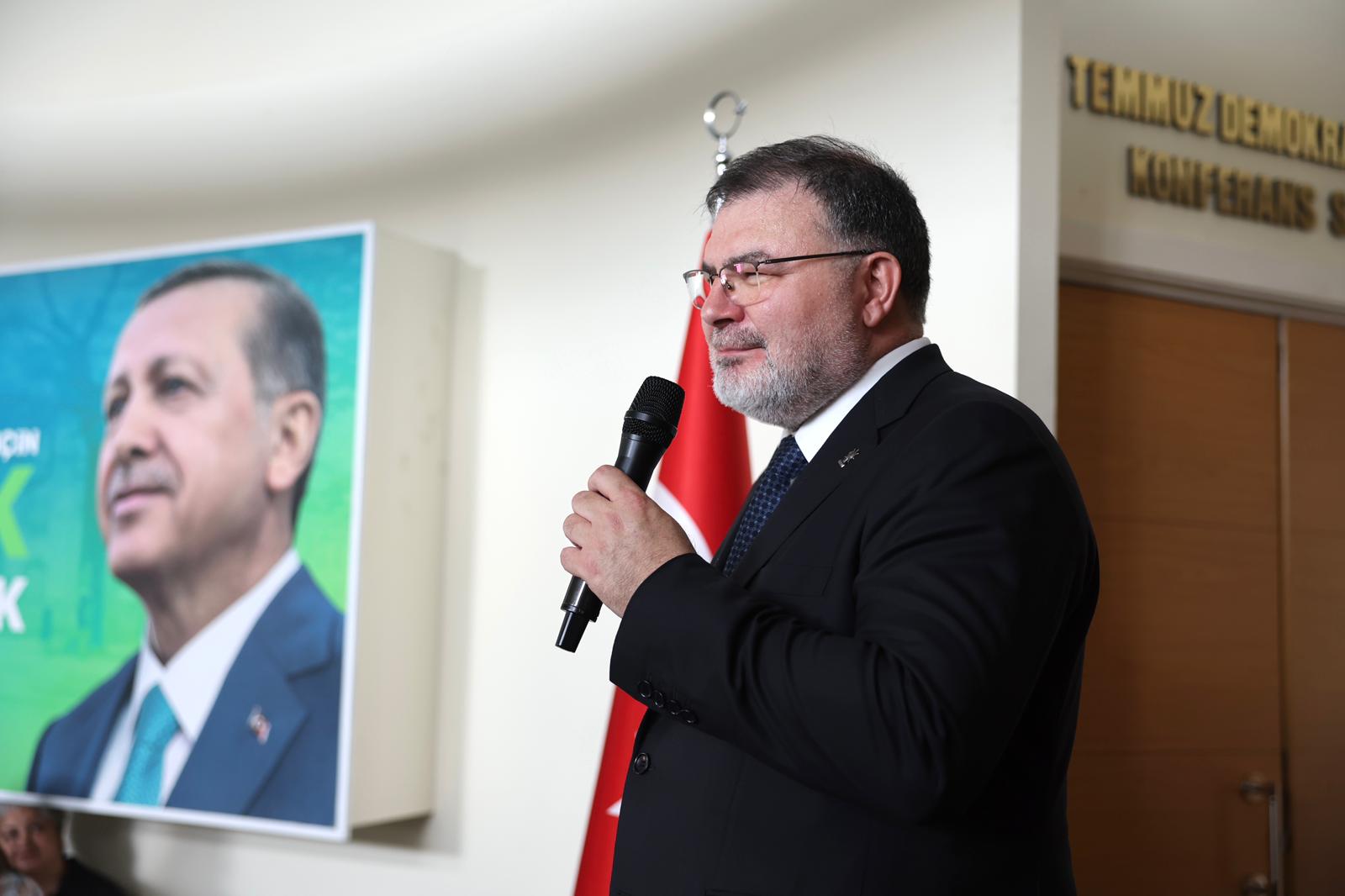AK Parti İzmir'de bayramlaşma: "Hedef güçlü yarınlar"
