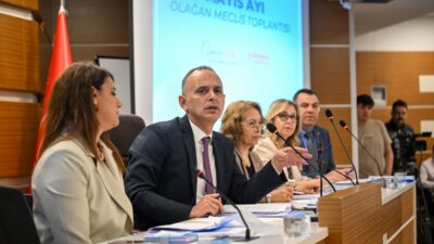 Bornova Belediyesi Meclisi’nde 2025 mali yılı kesin hesabı oy çokluğuyla