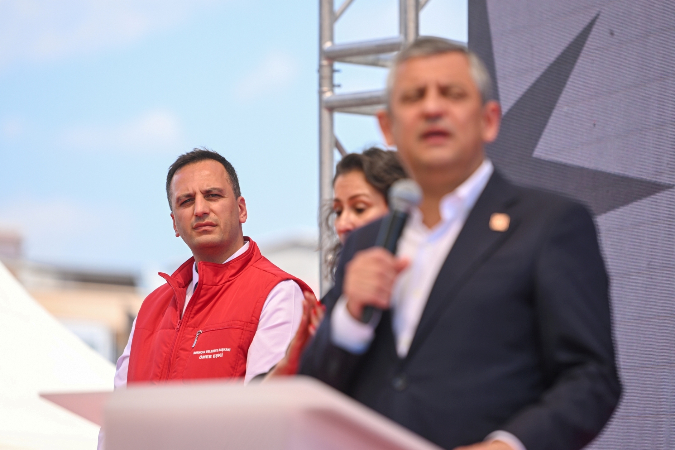Özel Bornova'da 3 önemli projeyi hizmete açtı: "Ömer Eşki kentin hakkını veriyor"