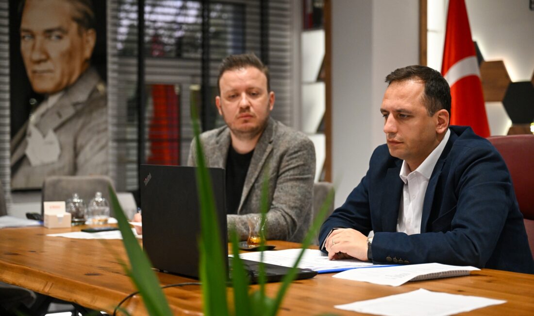 Bornova Belediye Başkanı Ömer Eşki, Energy Cities’in Guimarães’te düzenlenen genel kurulunda Yönetim
