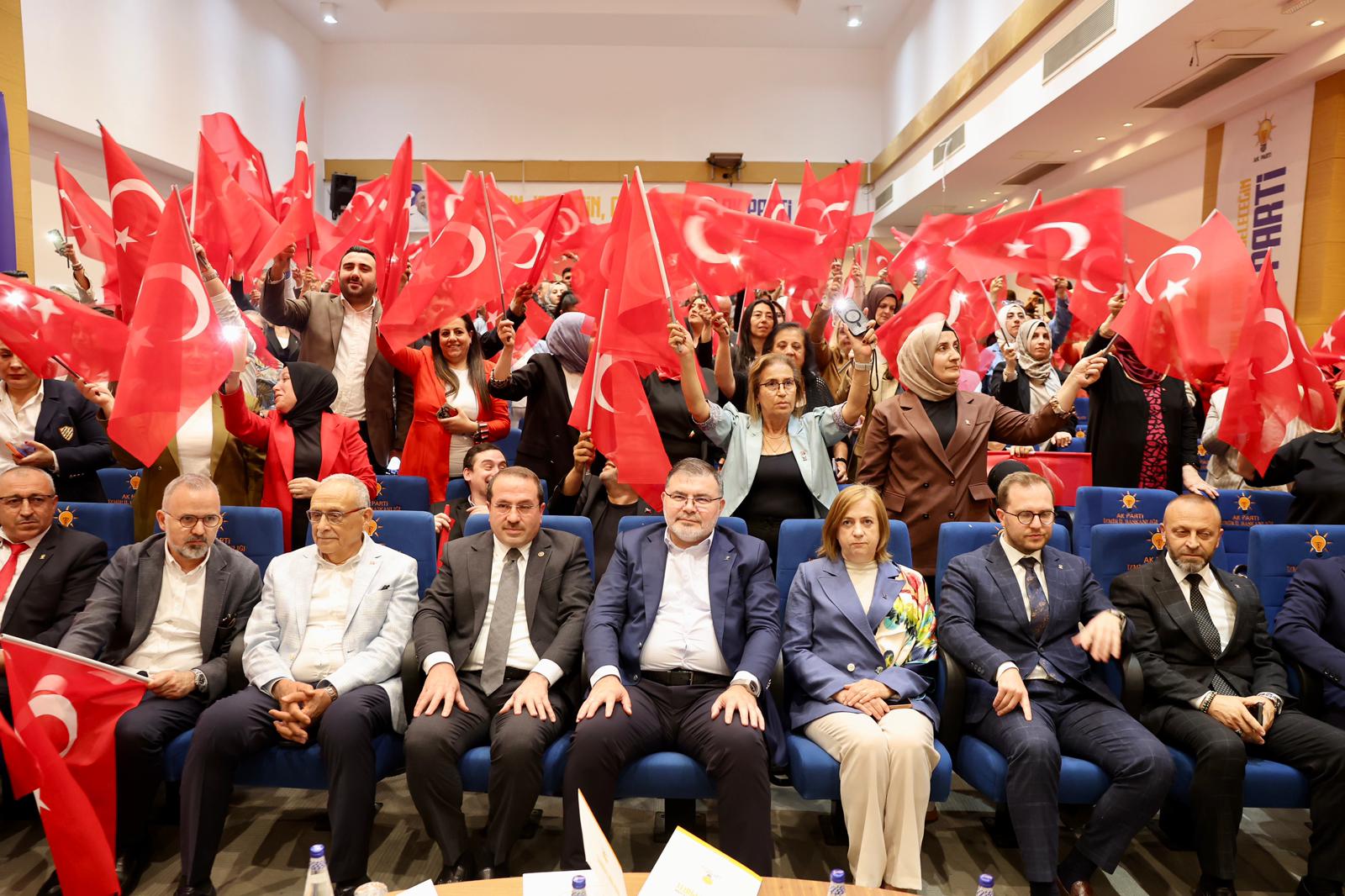 Saygılı AK Parti İzmir İl Danışma Meclisi'nde konuştu: 'Yarın seçim varmış gibi sahadayız'