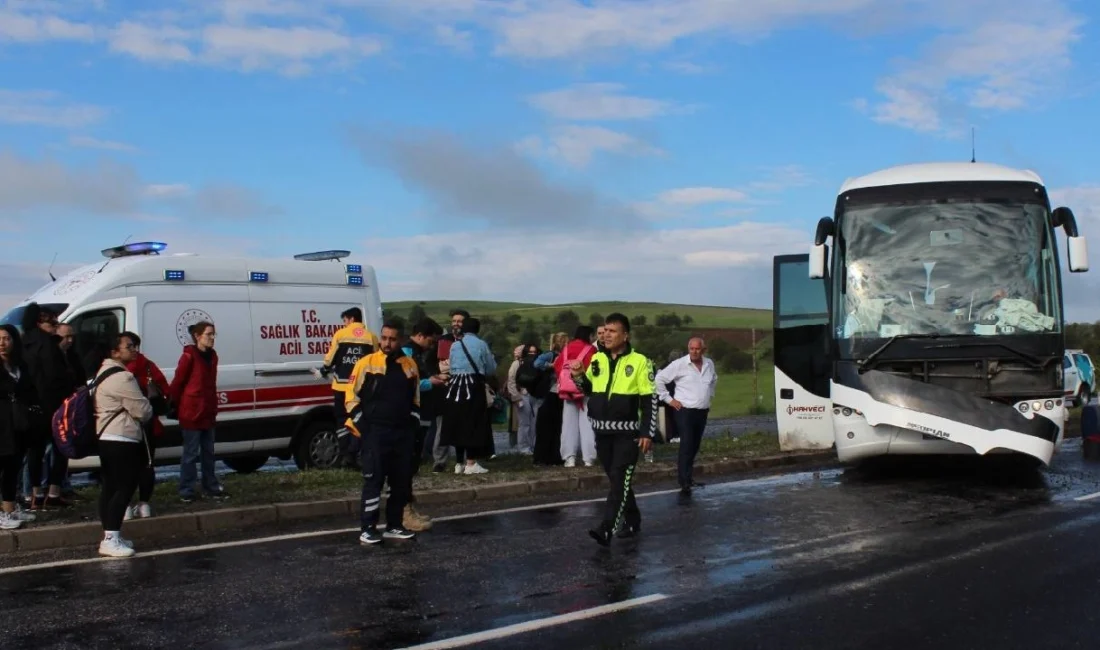 İstanbul’dan Kapadokya’ya giden ve içinde 48 kişinin bulunduğu tur otobüsü,