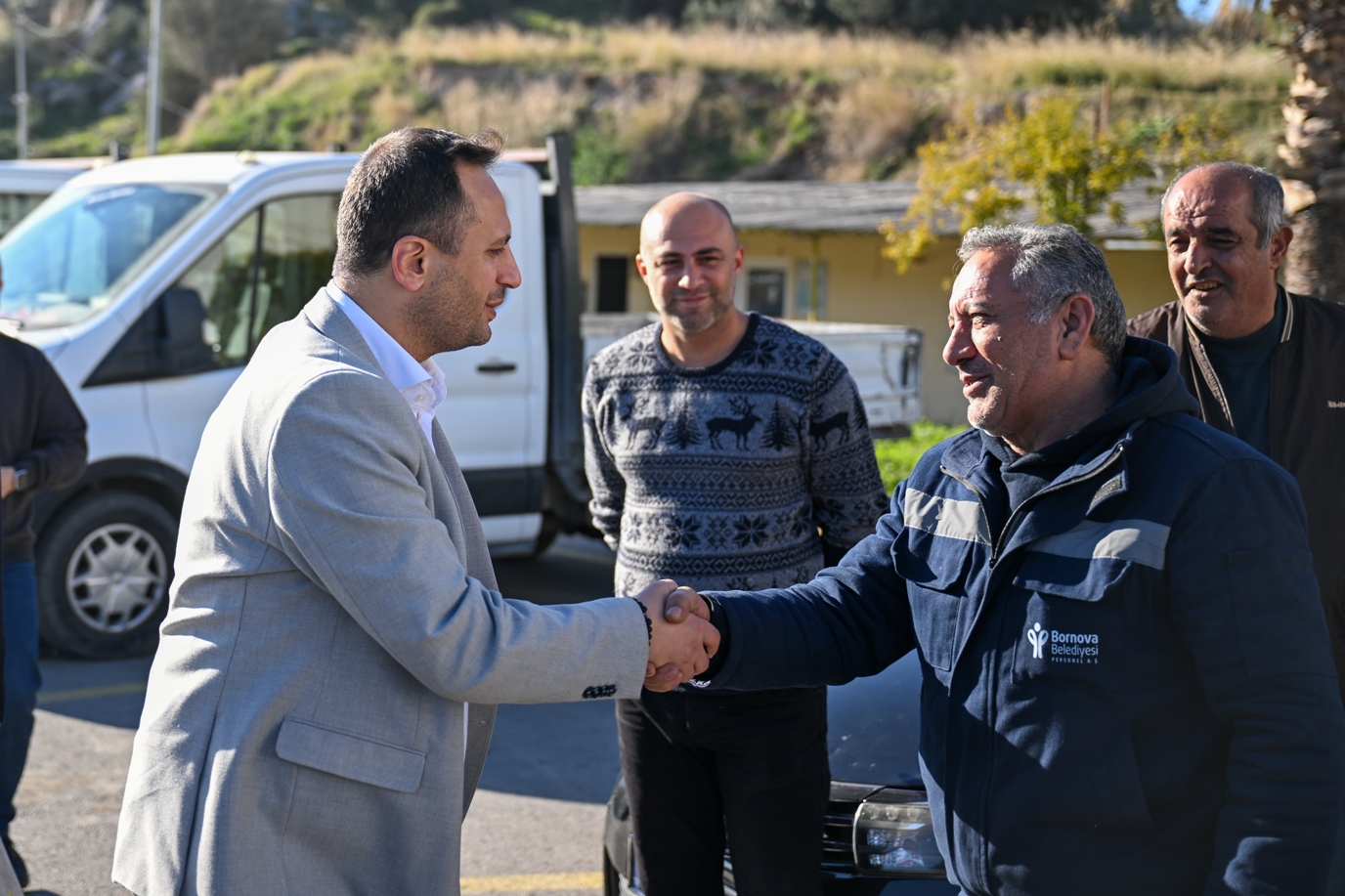 Bornova’ya 325 yeni çöp konteyneri: Daha büyük hacimle temizlikte yeni dönem