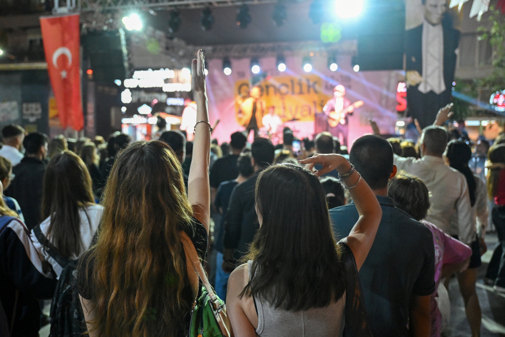 Müzik, spor ve heyecan: Bornova’da dopdolu 19 Mayıs