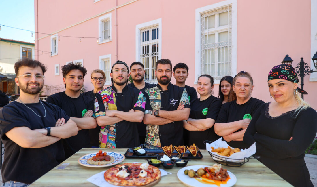 Buca Belediyesi iştiraki BUCAMAR tarafından işletilen Boudja Gastro, ilçenin tarih