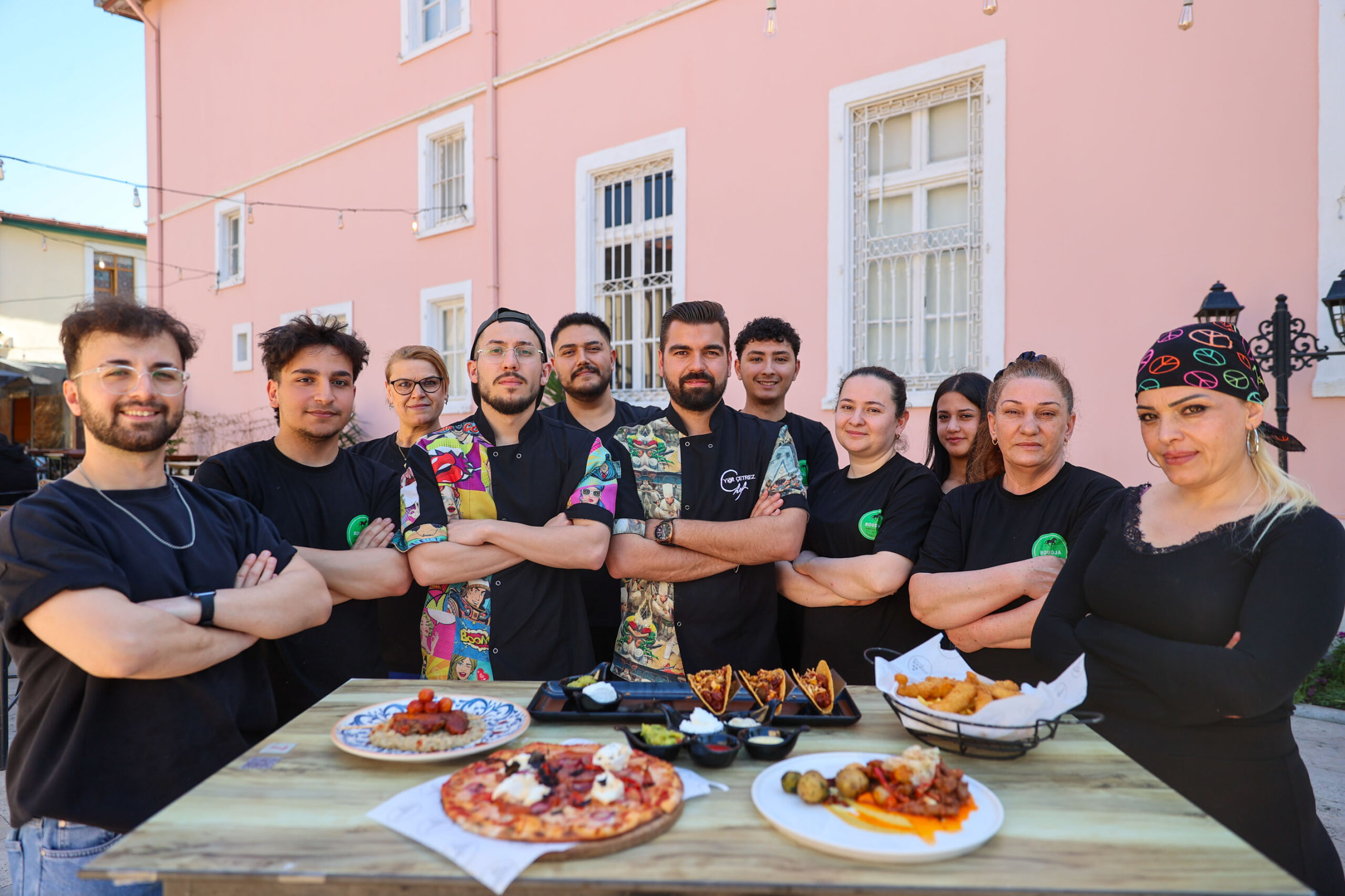 Buca Belediyesi iştiraki BUCAMAR tarafından işletilen Boudja Gastro, ilçenin tarih